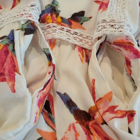 Abercrombie & Fitch Floral Crochet Lace Spaghetti Strap Mini Bib Romper *sz S* - Picture 13 of 16